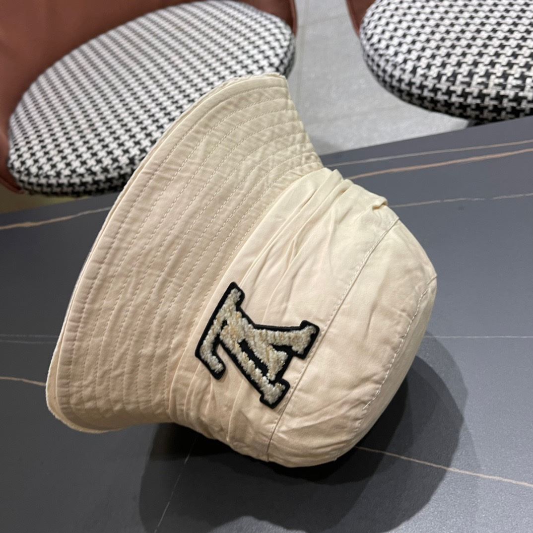 Louis Vuitton Caps